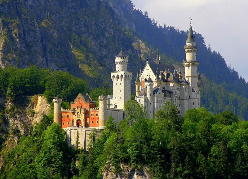 Bestand:Neuschwanstein Castle.jpg