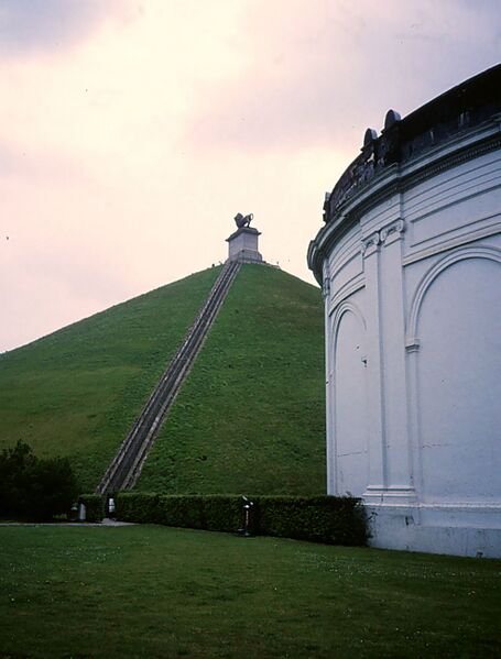 Bestand:Waterloo-monumentet.jpg
